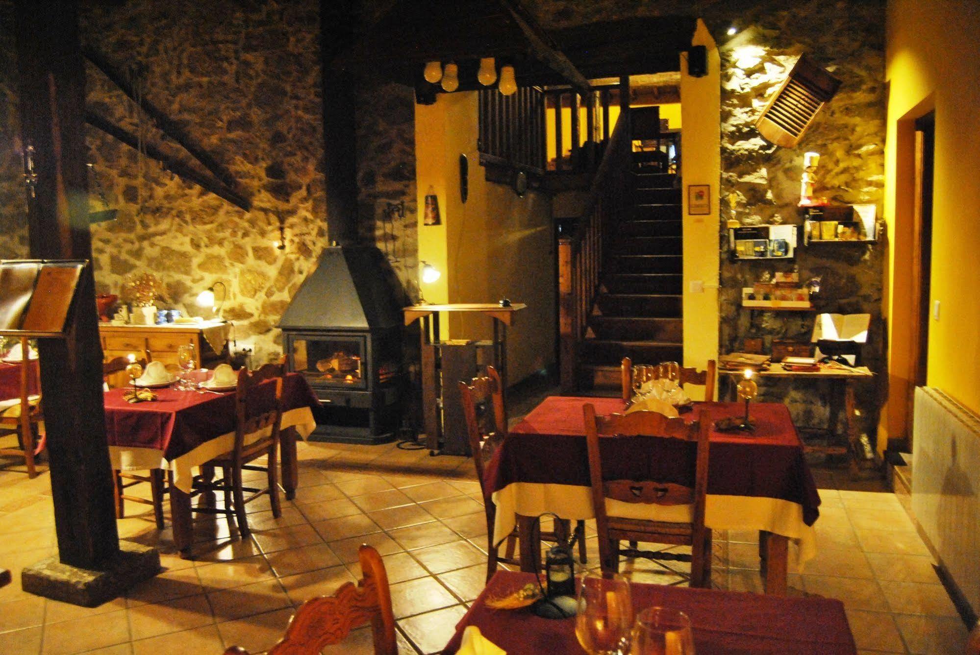 La Trocha De Hoyorredondo Hotell Exteriör bild